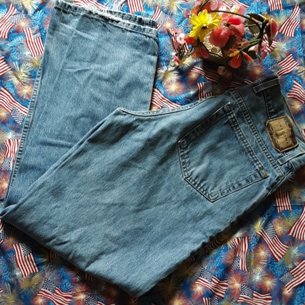🆒️Arizona Jean's.